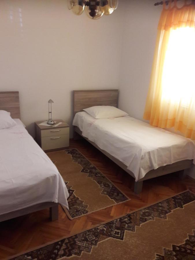 Apartment Bise Rogoznica  Bagian luar foto