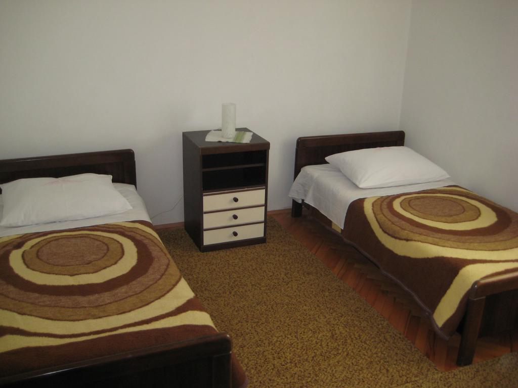 Apartment Bise Rogoznica  Bagian luar foto